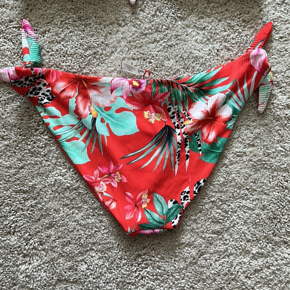 Tropical bikini 🏝️ - Picture 6 of 6